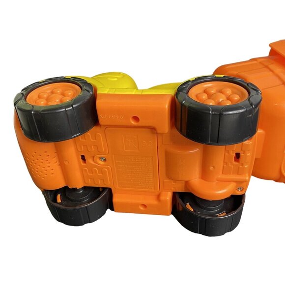 Fisher Price Little People Dump Truck Singing Sounds with Driver - Picture 4 of 6